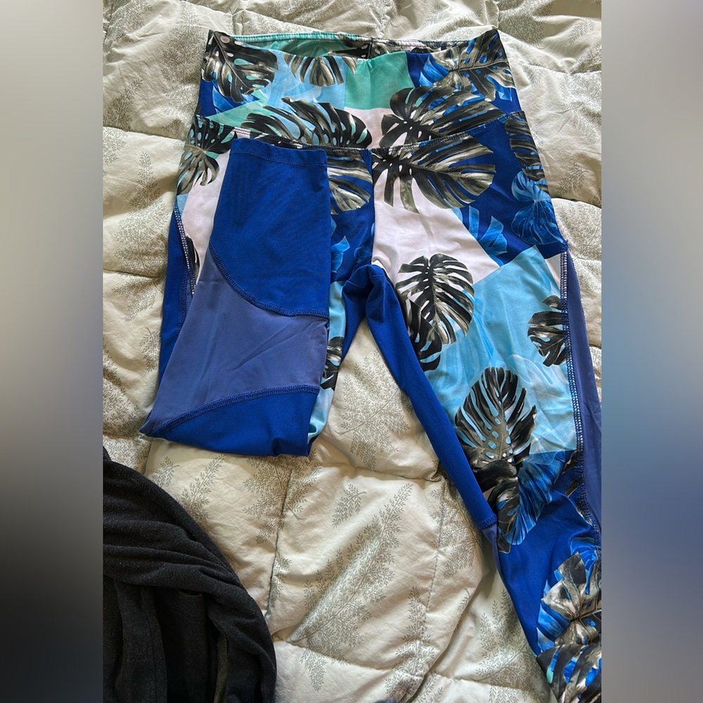 Marika Tropical Print Leggings